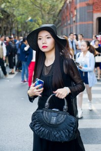 Shanghai Fashion Week street style.