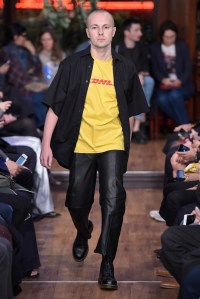 Vêtements RTW Spring 2016