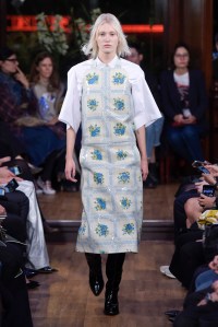 Vêtements RTW Spring 2016