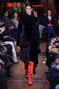 Vêtements RTW Spring 2016