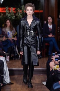 Vêtements RTW Spring 2016