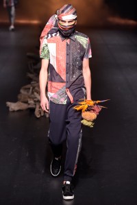 Yoshio Kubo RTW Spring 2016 Tokyo