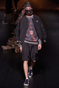 Yoshio Kubo RTW Spring 2016 Tokyo