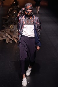Yoshio Kubo RTW Spring 2016 Tokyo