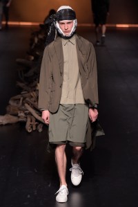 Yoshio Kubo RTW Spring 2016 Tokyo