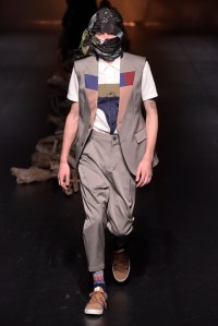 Yoshio Kubo RTW Spring 2016 Tokyo