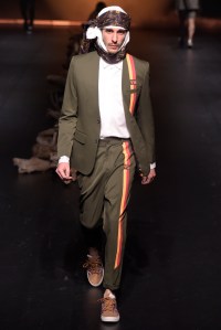 Yoshio Kubo RTW Spring 2016 Tokyo