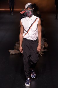 Yoshio Kubo RTW Spring 2016 Tokyo