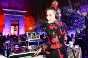 Chelsea Leyland THE METROPOLITAN MUSEUM OF ART'S: APOLLO CIRCLE BENEFIT