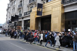 Line outside H&M store Regent street
