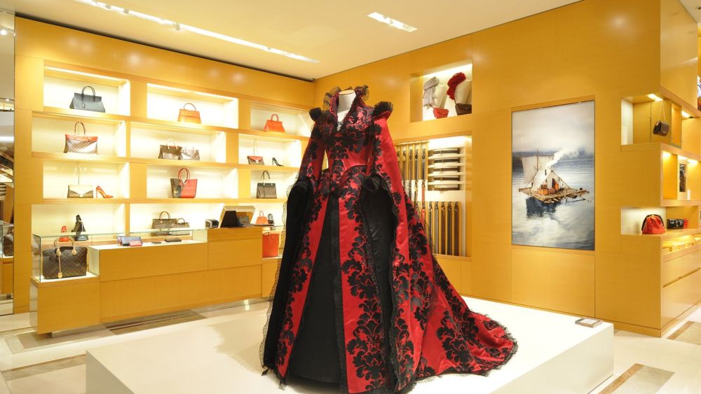 Louis Vuitton's A Tale of Costumes in Venice