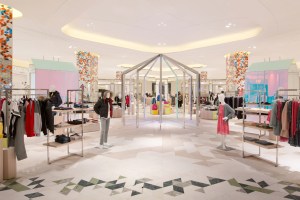 Department store Tryano in Abu Dhabi