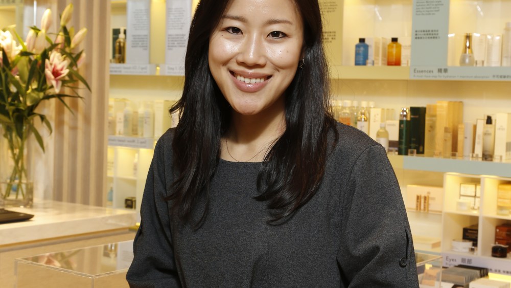 Peach & Lily Opens Shop in Flushing, Giving Macy's a Korean Accent