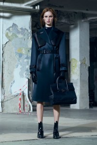 Versace Pre-Fall 2016