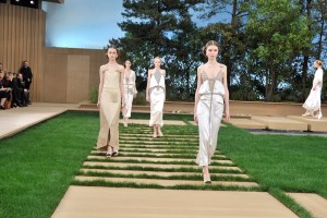 Chanel Couture Spring 2016 : the set