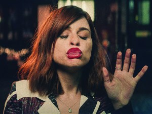 A still from the "2 AM Kiss" video.