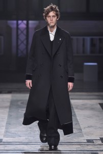 Alexander McQueen Men's Fall 2016