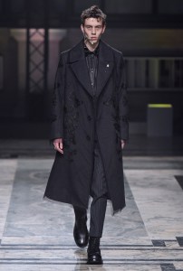 Alexander McQueen Men's Fall 2016