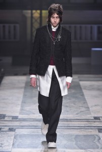 Alexander McQueen Men's Fall 2016