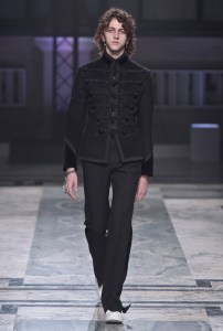 Alexander McQueen Men's Fall 2016