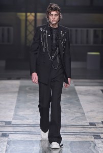 Alexander McQueen Men's Fall 2016