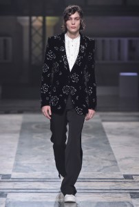 Alexander McQueen Men's Fall 2016