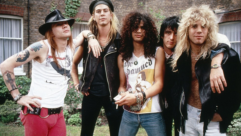 Guns N' Roses Reunite for Coachella 2016