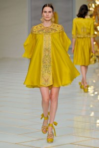 Guo Pei Spring 2016 Couture
