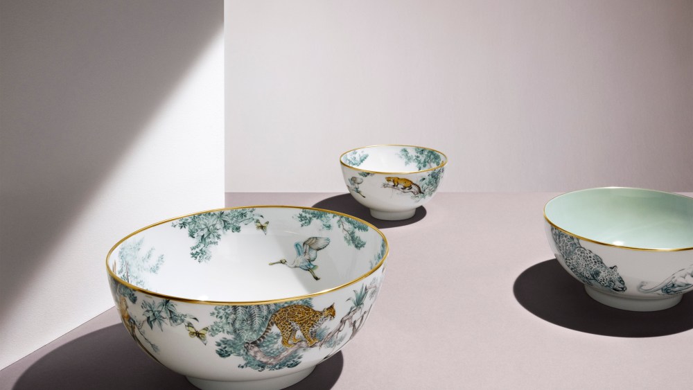 Items from the Carnets d'Equateur tableware collection from Hermès