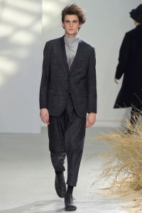 Issey Miyake Men's RTW Spring 2016