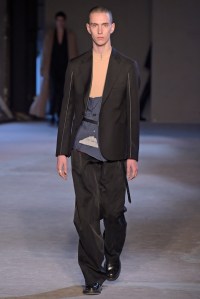 Maison Margiela Men's RTW Fall 2016