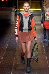 Moschino Pre-fall 2016