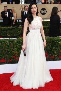 Laura Prepon SAG 2016 red carpet