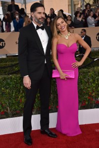 Joe Manganiello and Sofia Vergara 2016 sag red carpet