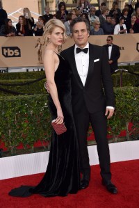 Sunrise Coigney and Mark Ruffalo 2016 sag red carpet