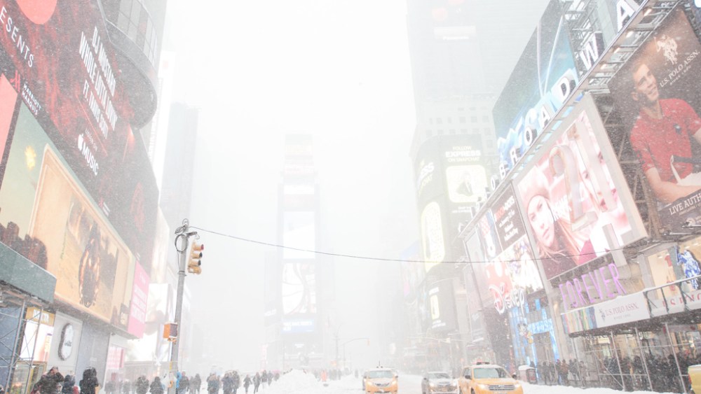 Winter Storm Jonas hits New York City 23 January 2016