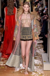 Valentino Spring 2016 Couture