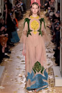 Valentino Spring 2016 Couture
