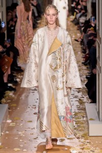 Valentino Spring 2016 Couture