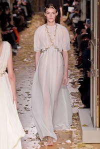 Valentino Spring 2016 Couture