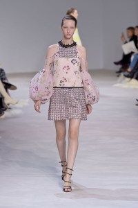 Giambattista Valli Spring 2016 Couture