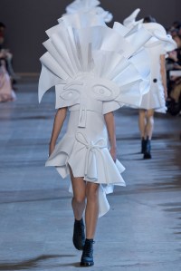 Viktor & Rolf Spring 2016 Couture