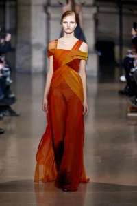 Yiqing Yin Spring 2016 Couture