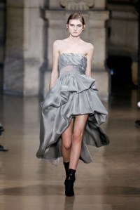 Yiqing Yin Spring 2016 Couture