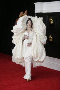 LOS ANGELES - MARCH 14: Noah Cyrus with mother at THE 63rd ANNUAL GRAMMY® AWARDS, broadcast live from the STAPLES Center in Los Angeles, Sunday, March 14, 2021 (8:00-11:30 PM, live ET/5:00-8:30 PM, live PT) on the CBS Television Network and Paramount+. (Photo by Francis Specker/CBS via Getty Images)