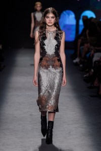 Alberta Ferretti RTW Fall 2016