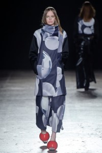 Atsushi Nakashima RTW Fall 2016