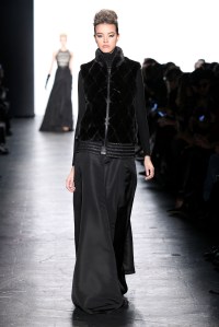 Carmen Marc Valvo RTW Fall 2016