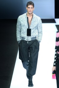Emporio Armani RTW Fall 2016
