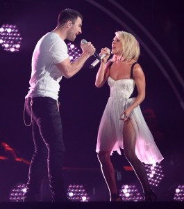 Sam Hunt Carrie Underwood Grammy Awards 2016